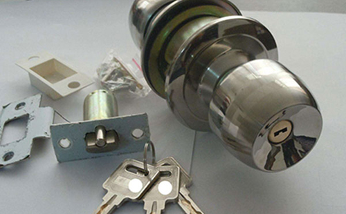 嘉荫24小时上门开锁公司